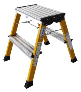 Aluminium dubbel opklaptrapje met wielen, MONTO Rolly 130044