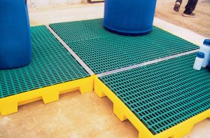 Kunststof opvangvloer LB PFCP 60 met kunststof rooster (Lekbak, Geel)